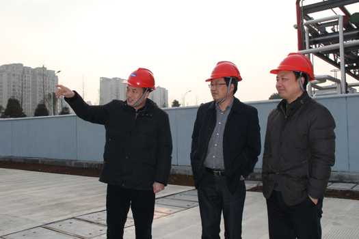 新昌縣質(zhì)監(jiān)局來新昌基地檢查指導(dǎo).jpg 新昌縣質(zhì)監(jiān)局來新昌基地檢查指導(dǎo).jpg